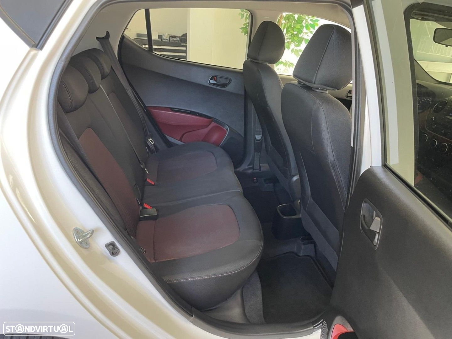 Hyundai i10 1.0 Urban - 27