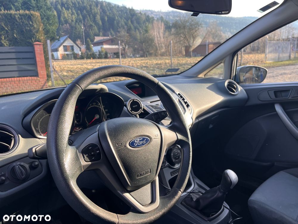 Ford Fiesta 1.25 Trend - 6