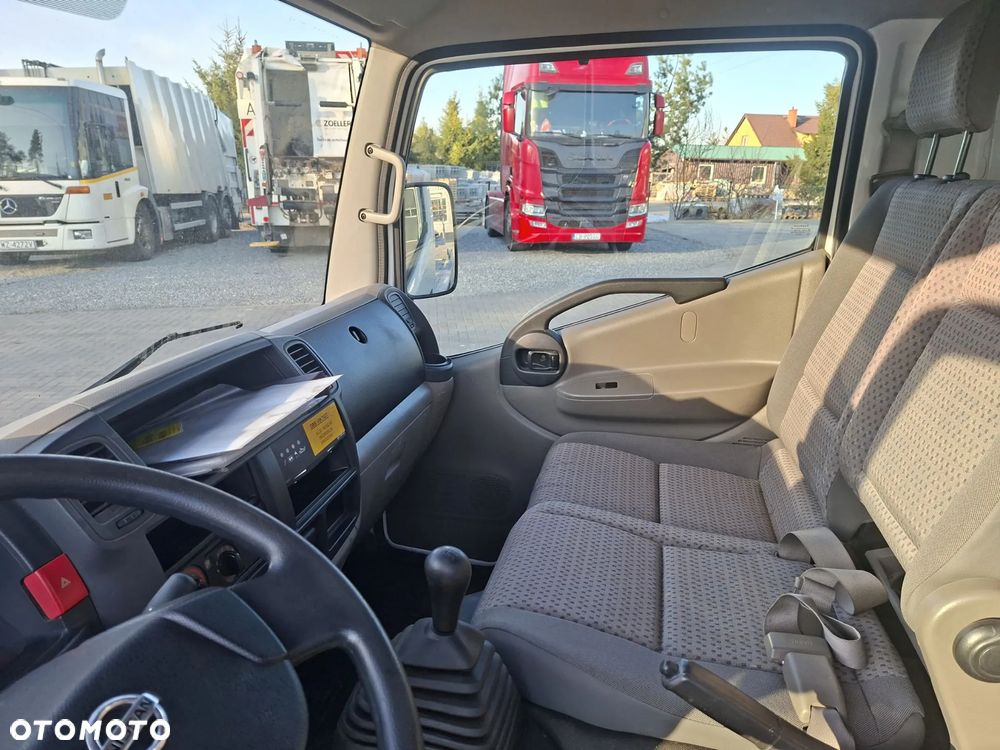 Nissan CABSTAR Cela DT21 21M - 8