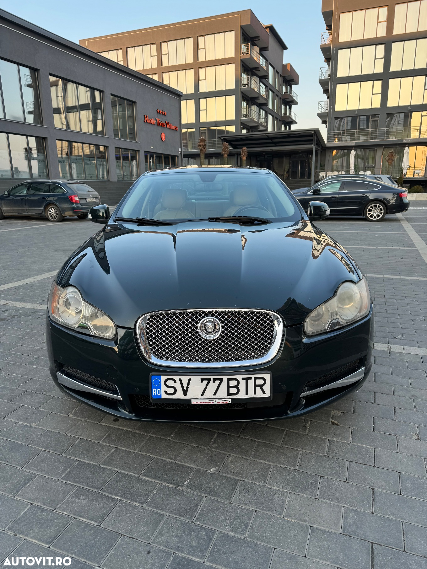 Jaguar XF 2.7 V6 Diesel Premium Luxury - 3