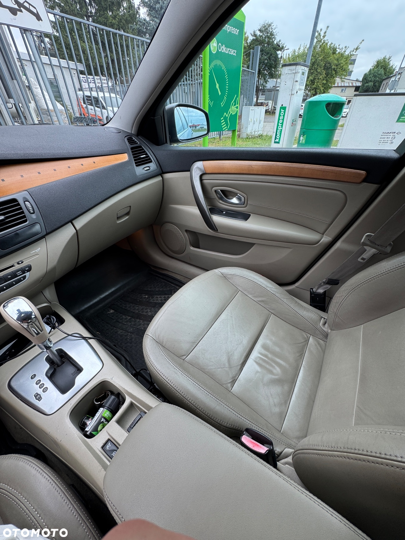 Renault Laguna 2.0 DCi Initiale - 9