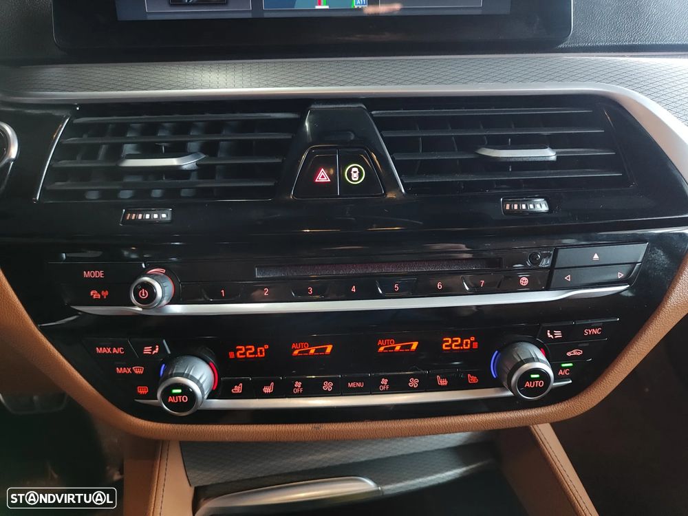 BMW 520 d Pack M Auto - 36