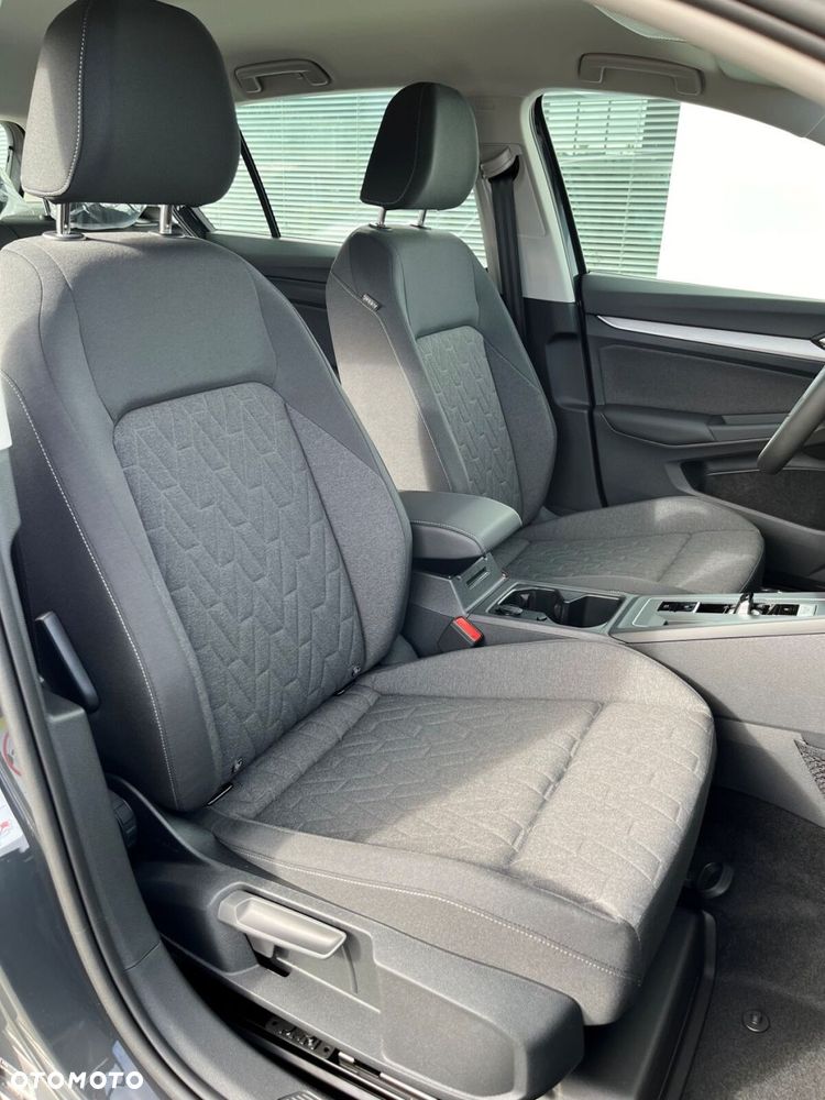 Volkswagen Golf 1.5 eTSI mHEV Life Plus DSG - 9