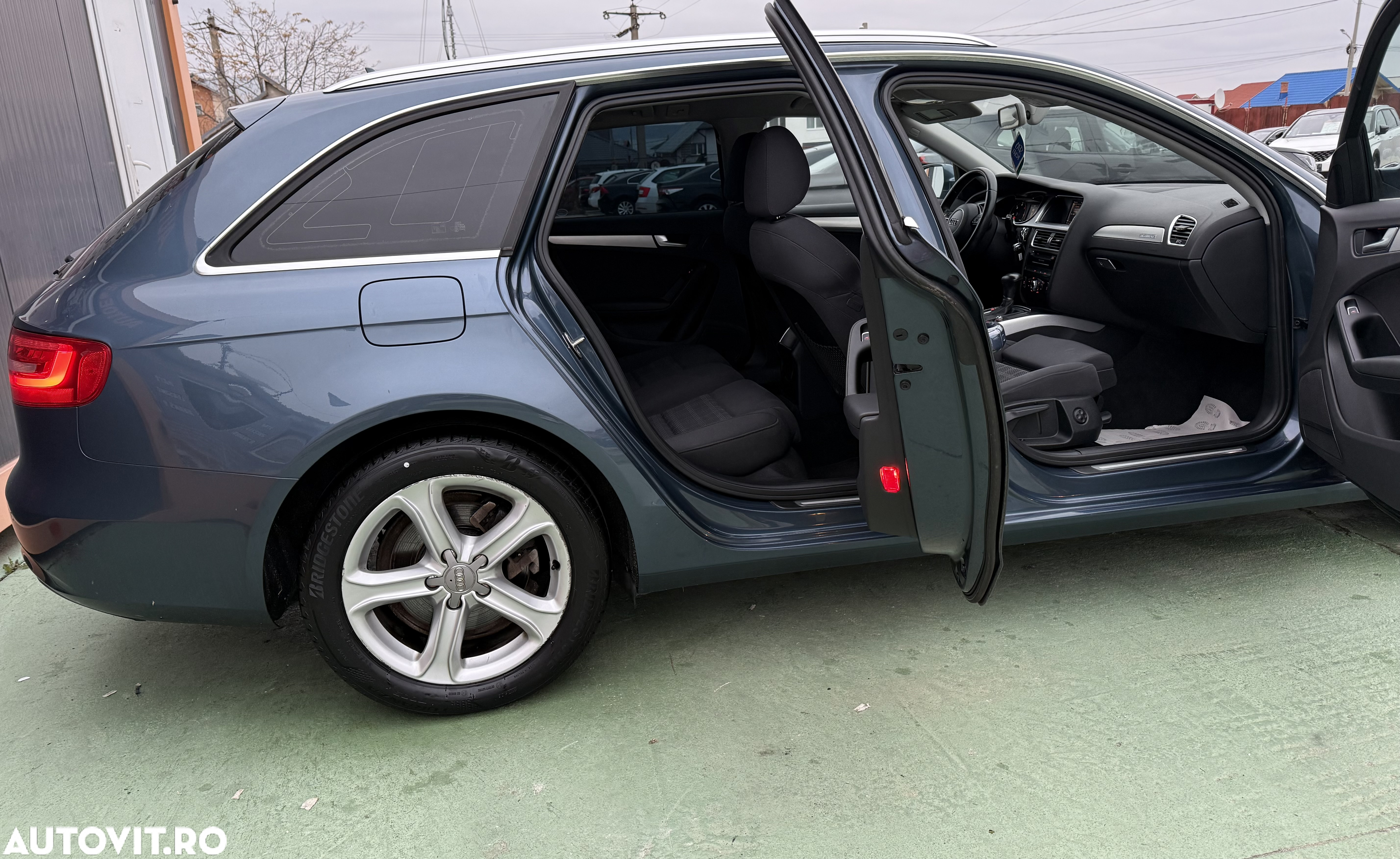 Audi A4 Avant 2.0 TDI quattro S tronic Sport - 27