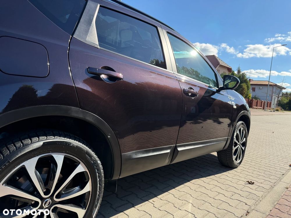 Nissan Qashqai - 22