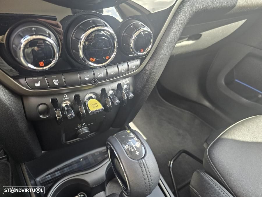 MINI Countryman Cooper SE All4 Aut. Essential - 43