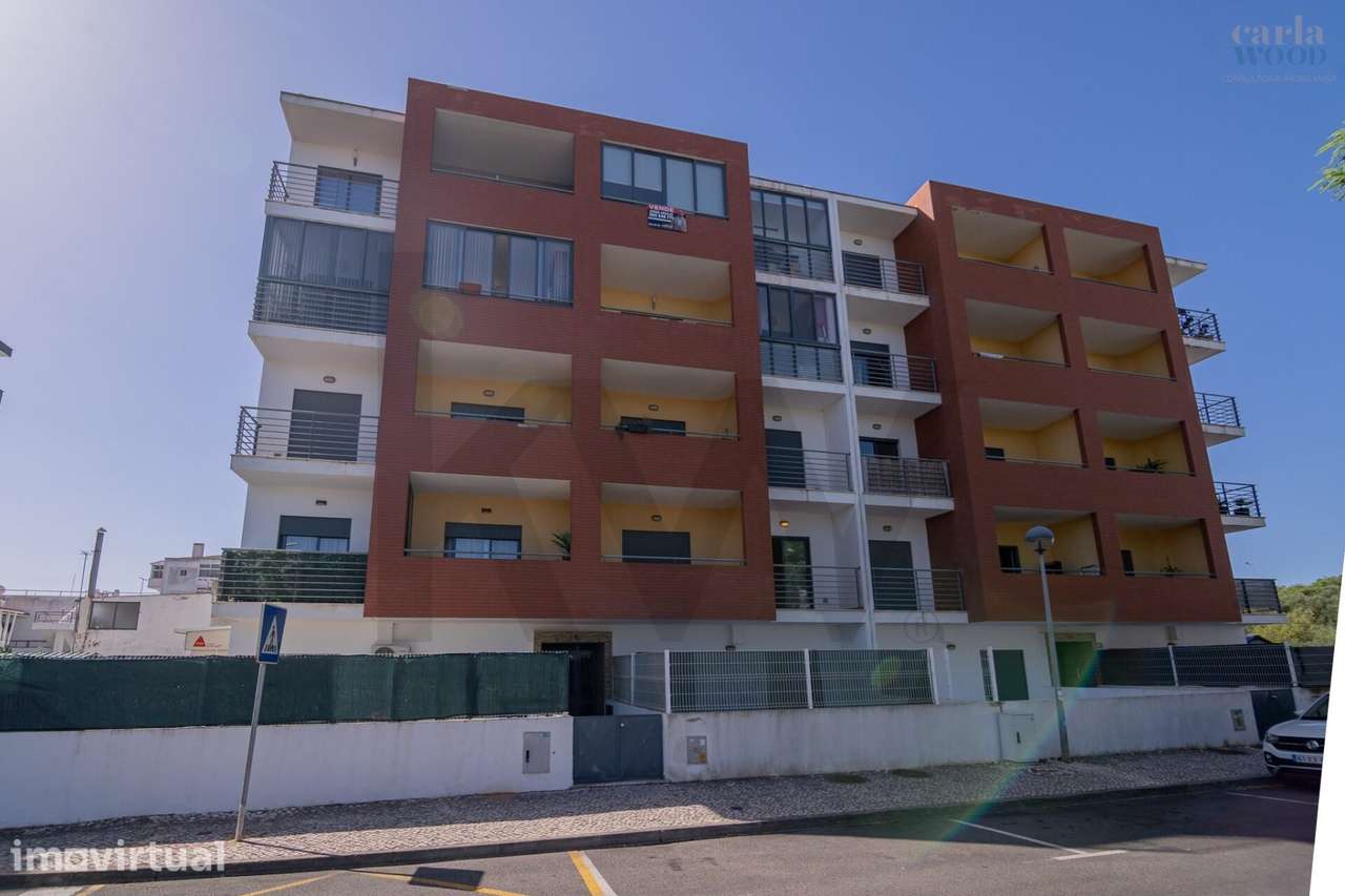 Apartamento T2 em Portimão – Conforto, tranquilidade e proximidade da - Grande imagem: 3/50