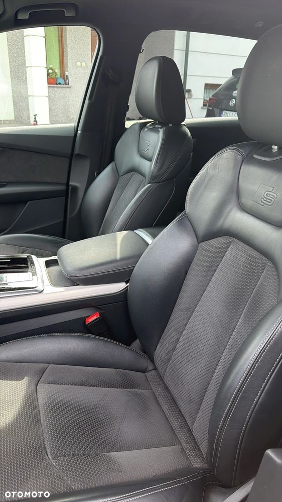 Audi Q7 45 TDI mHEV Quattro S Line Tiptr - 2