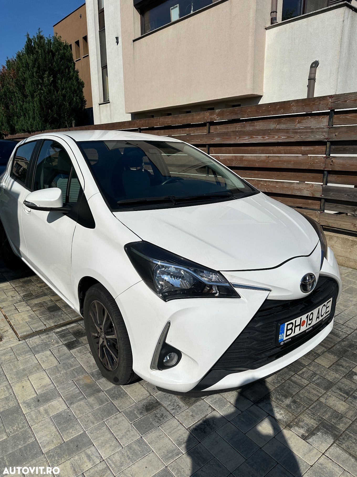 Toyota Yaris 1.5 L VVT-iE Multidrive S Active - 1
