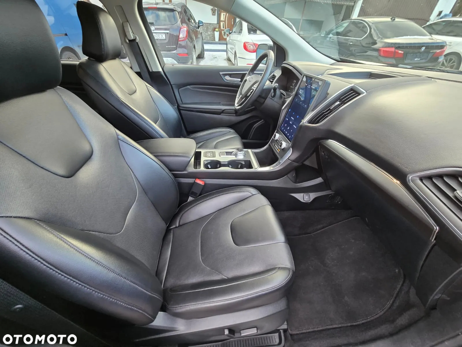 Ford Edge - 13