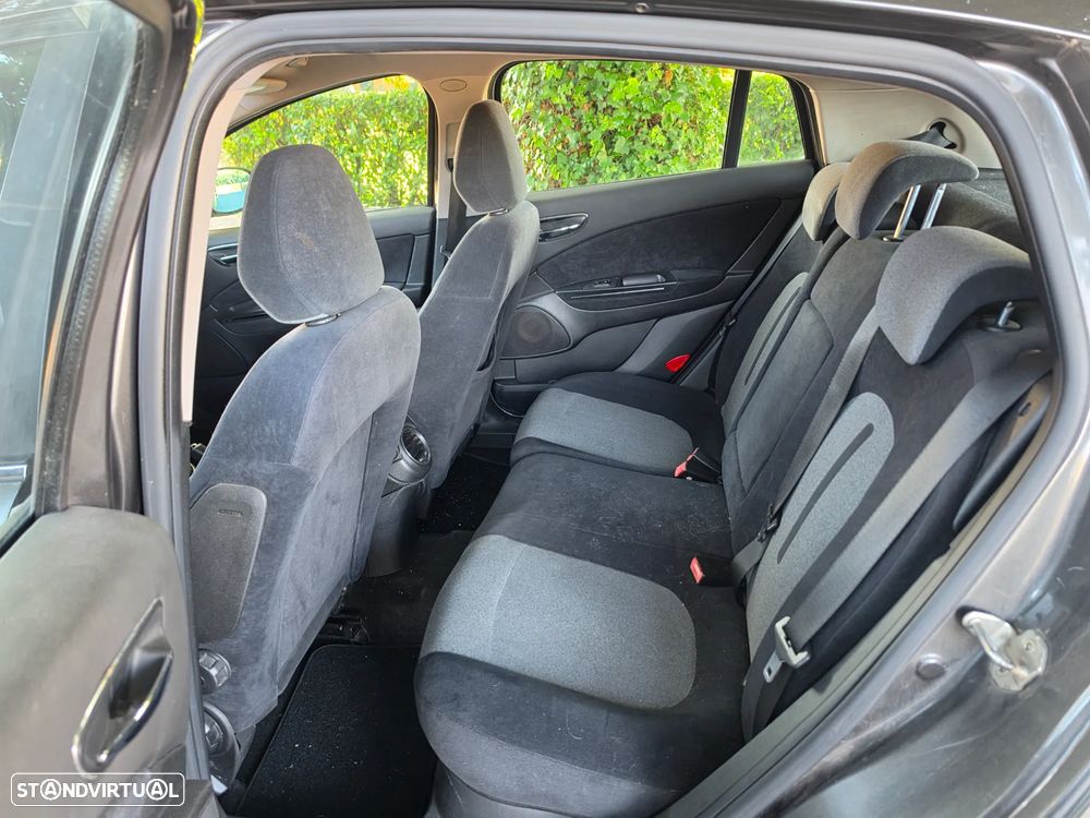 Fiat Bravo 1.6 M-Jet Dynamic Eco - 8