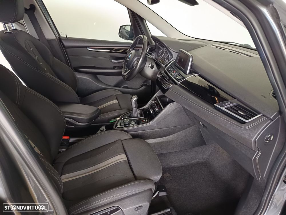 BMW 216 Gran Tourer d 7L Line Sport - 42