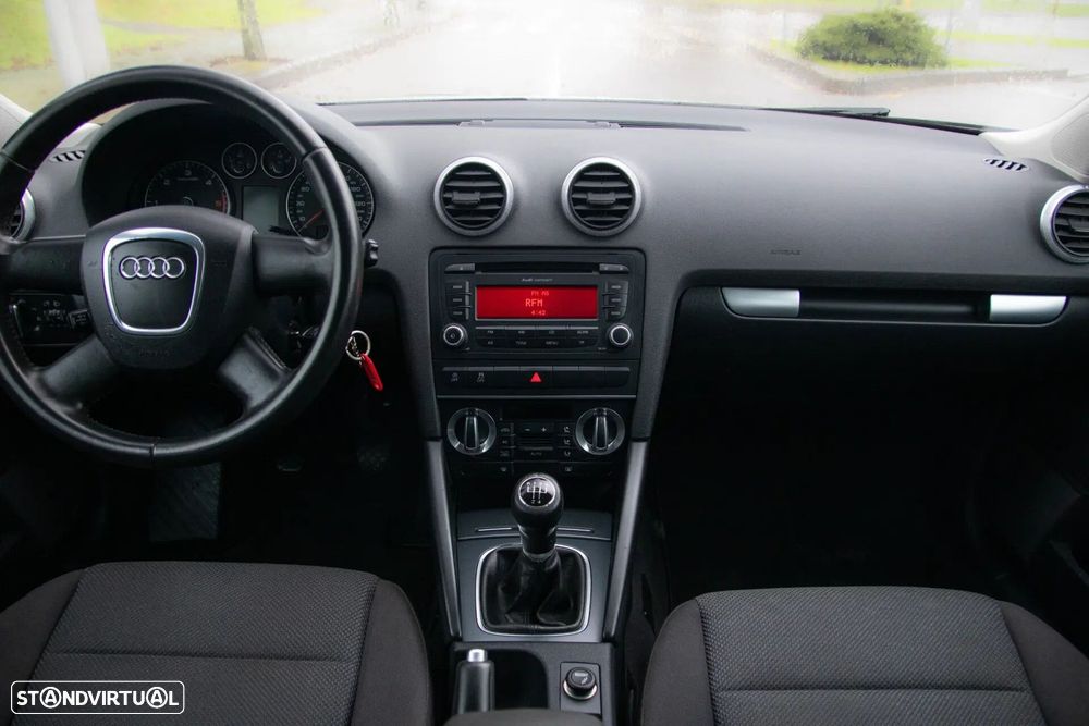 Audi A3 Sportback 1.6 TDI Attraction - 19