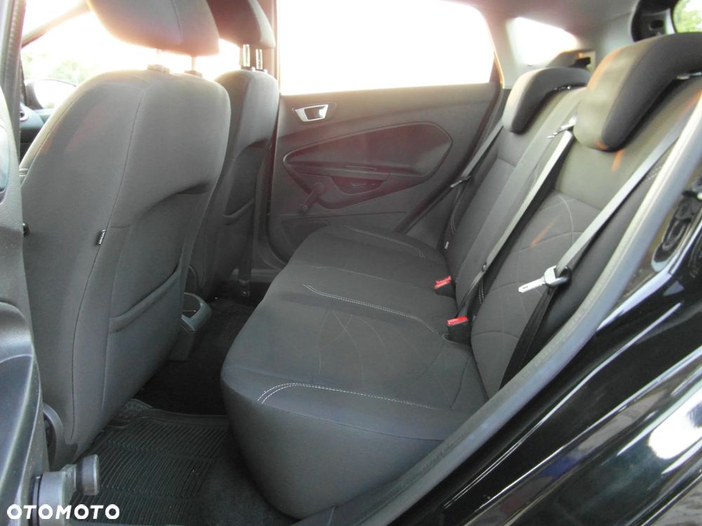 Ford Fiesta 1.25 Silver X (Trend) EU6 - 31