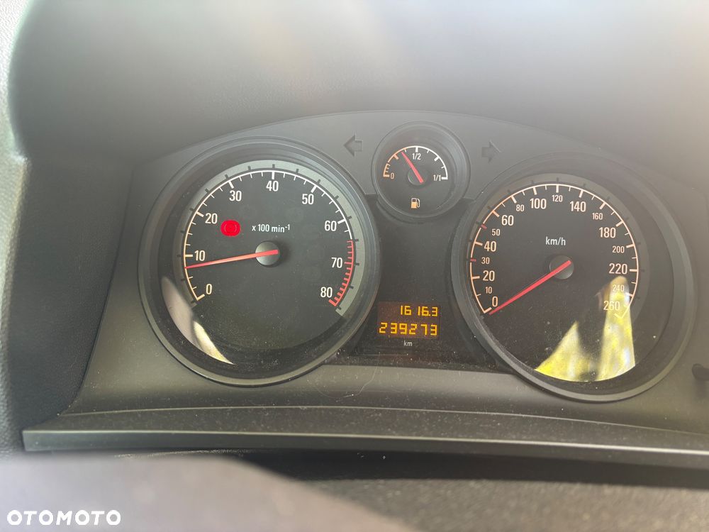 Opel Zafira 1.8 - 5