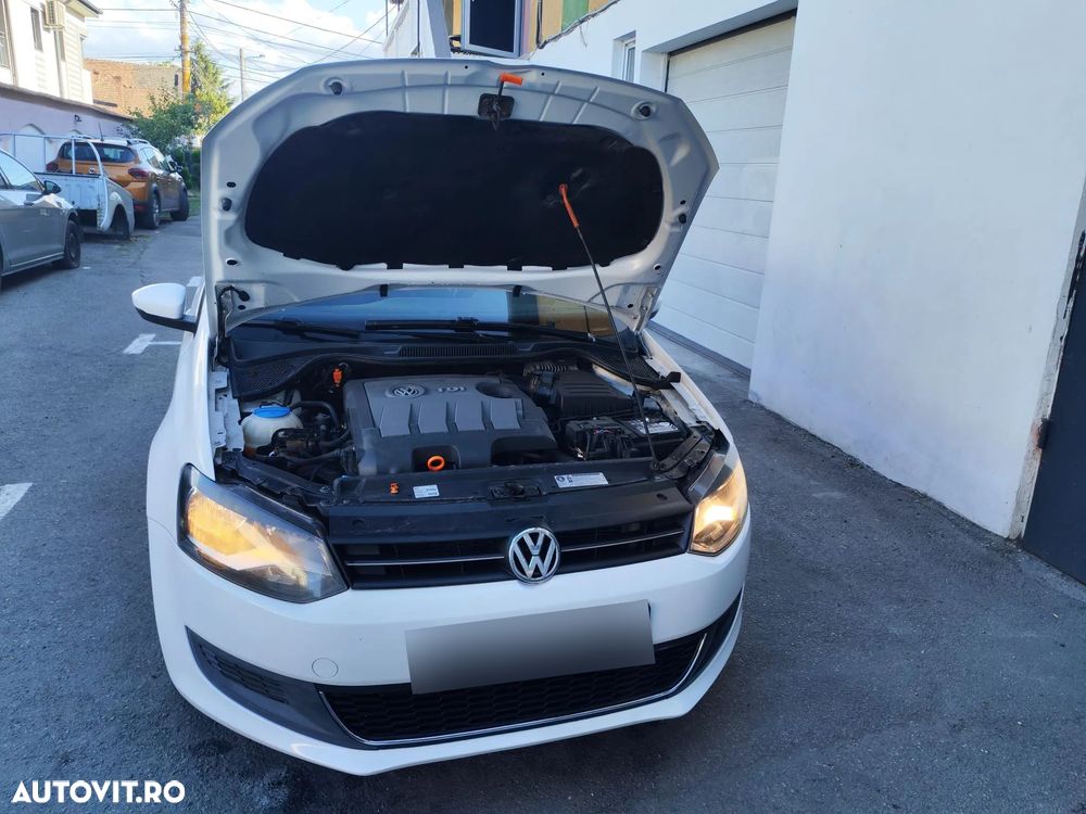 Volkswagen Polo 1.6 TDI Blue Motion Style - 14