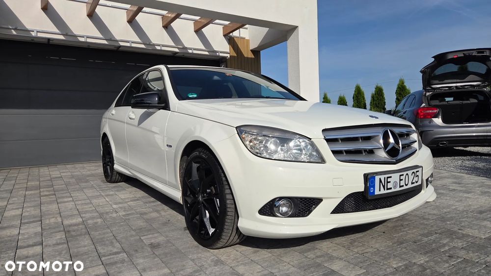 Mercedes-Benz Klasa C - 16