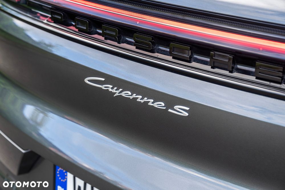 Porsche Cayenne - 31