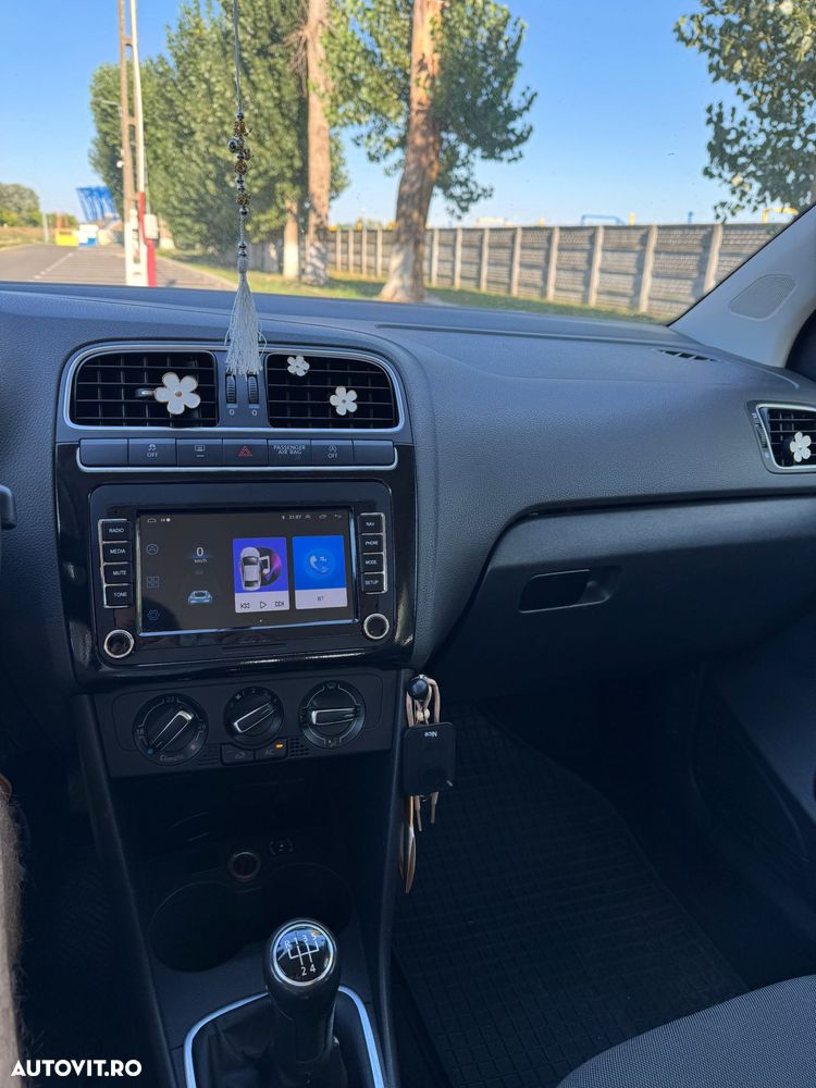 Volkswagen Polo 1.6 TDI DPF Trendline BlueMotion Technology - 6