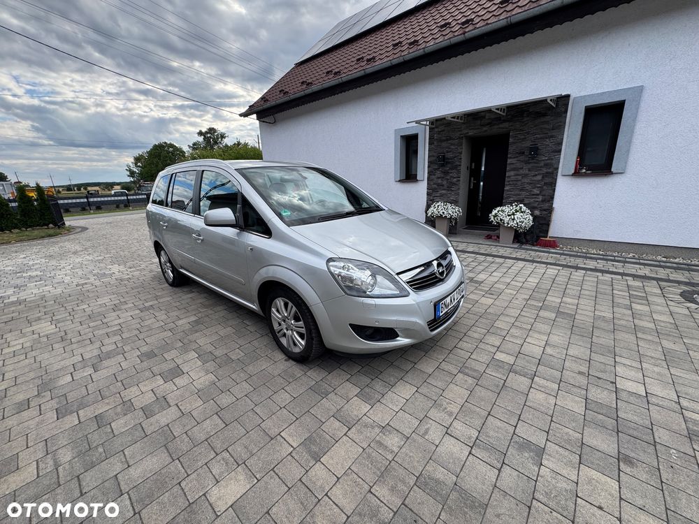 Opel Zafira 1.8 Innovation - 10