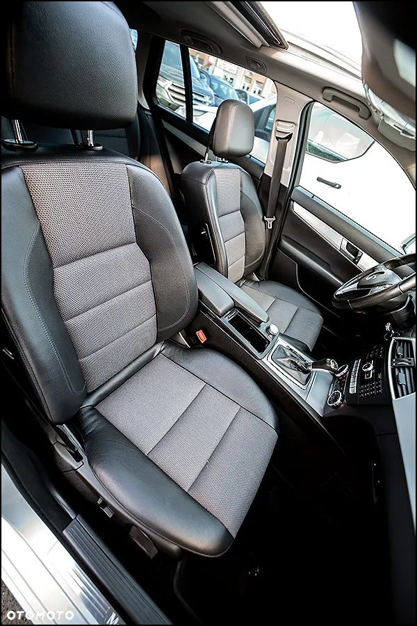 Mercedes-Benz Klasa C - 36