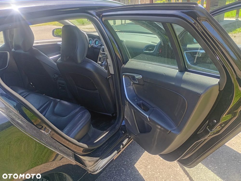 Volvo V60 - 2