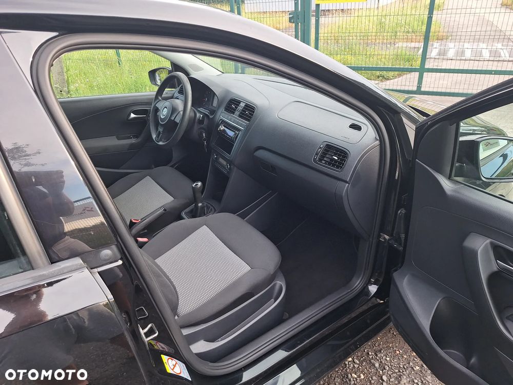 Volkswagen Polo - 8