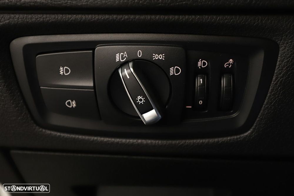BMW 116 d Advantage Auto - 18