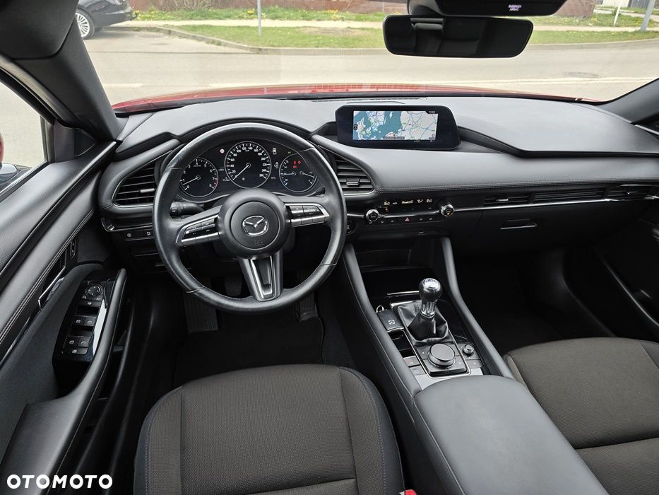 Mazda 3 e-SKYACTIV-G 2.0 M HYBRID - 8