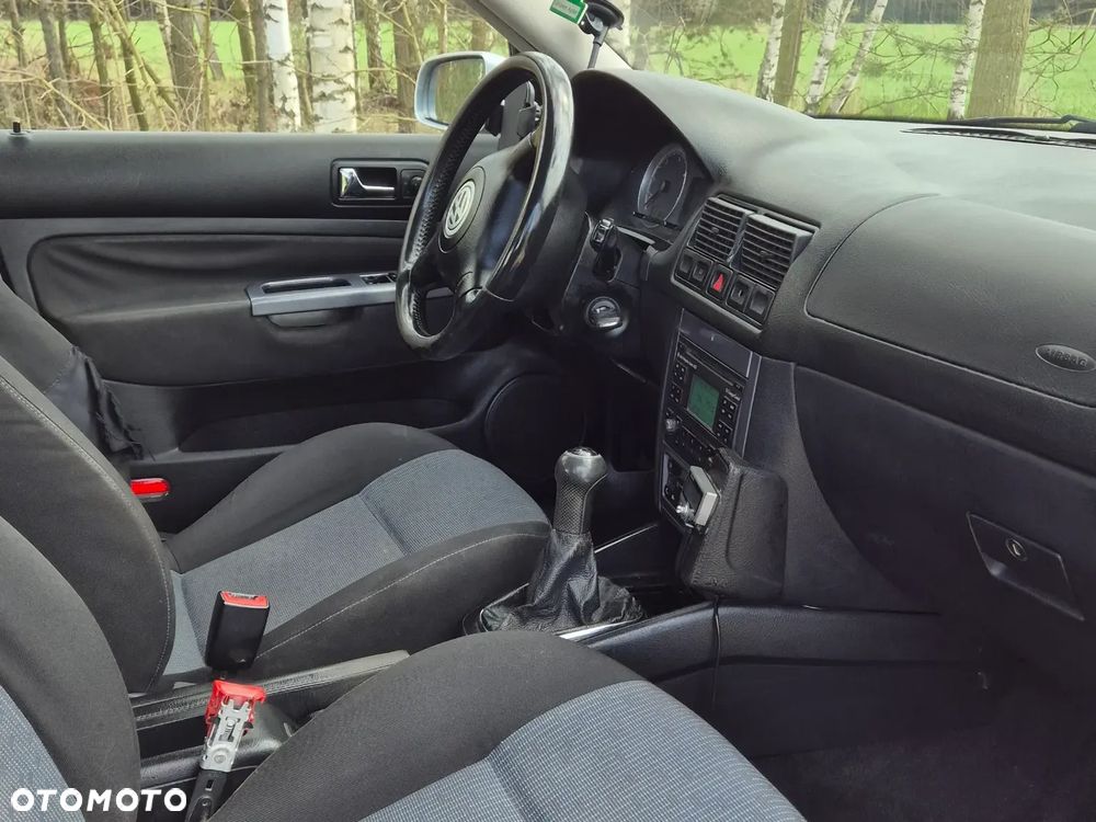 Volkswagen Golf 1.9 TDI Comfortline - 15