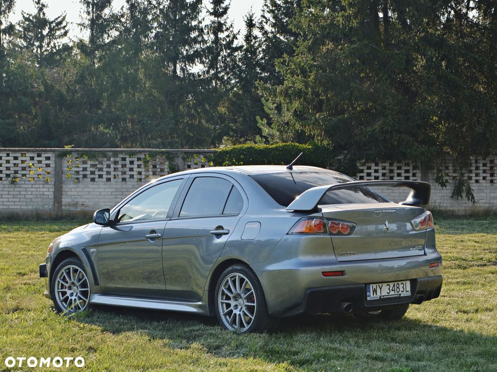 Mitsubishi Lancer Evolution - 5