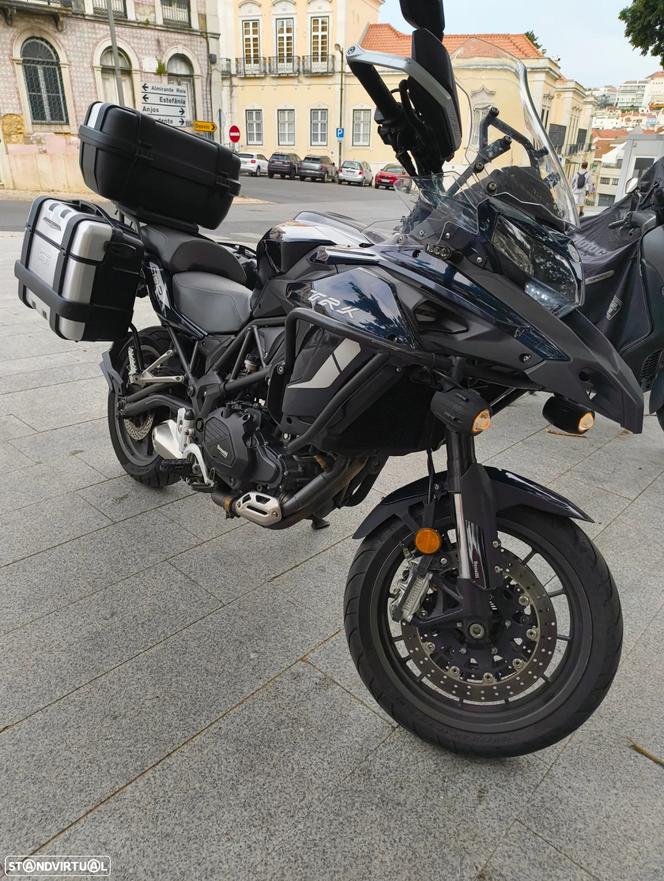 Benelli TRK 502 - 8
