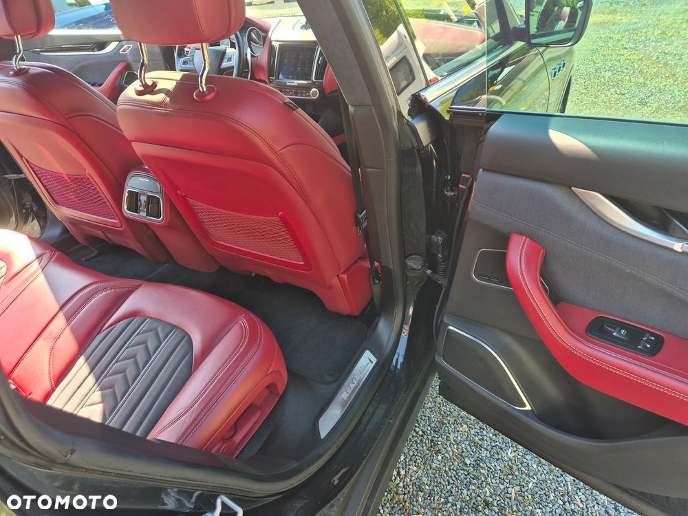 Maserati Levante Q4 GranLusso - 22