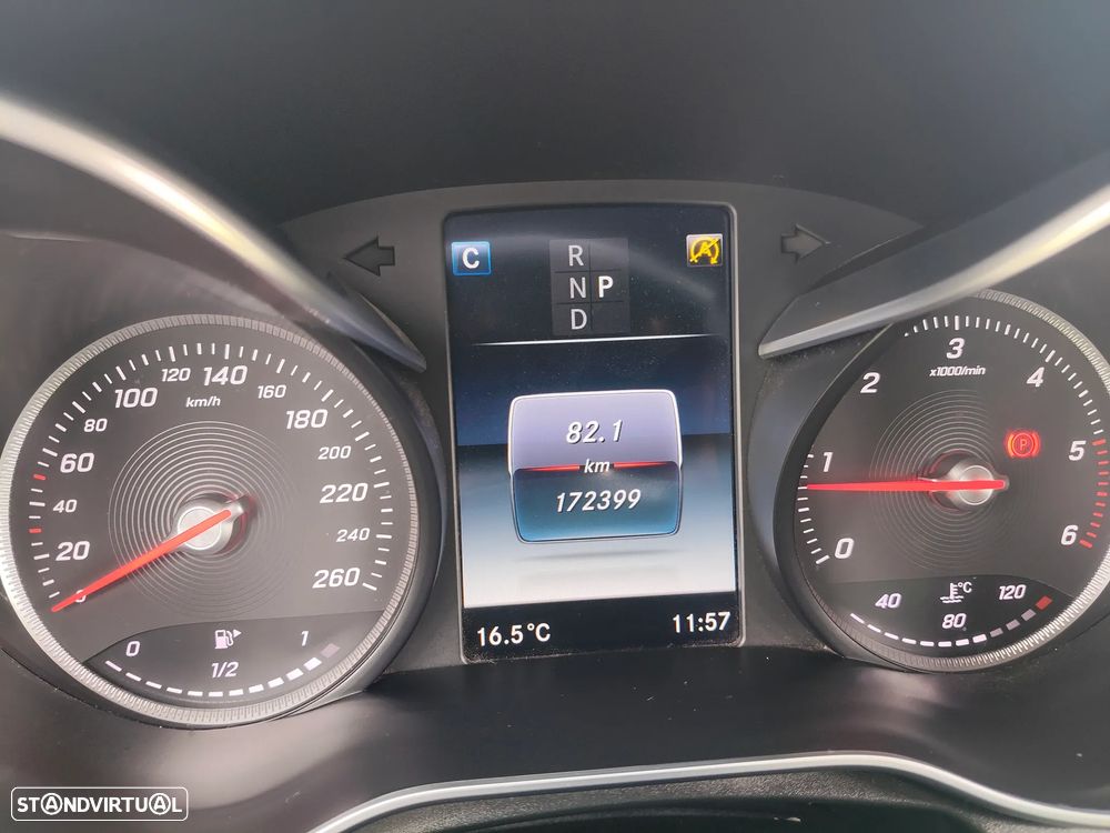 Mercedes-Benz GLC 250 d 4Matic 9G-TRONIC AMG Line - 15