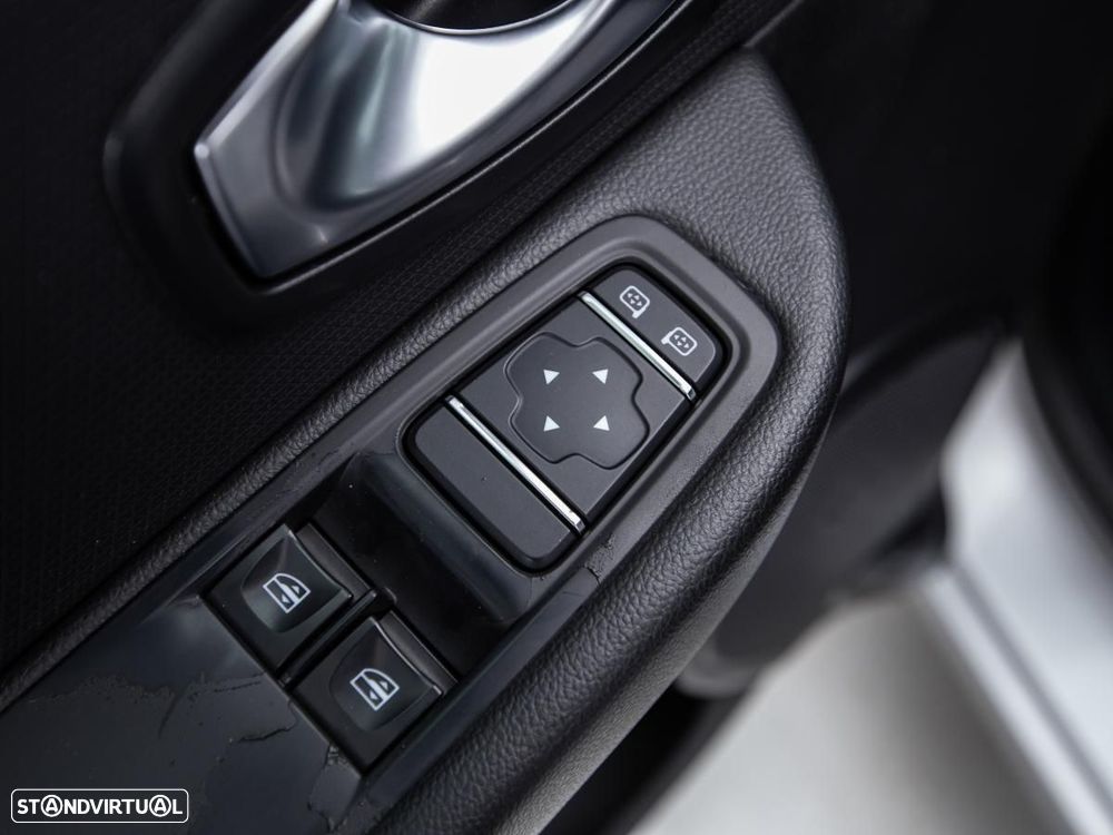 Renault Clio 1.5 dCi Zen - 10