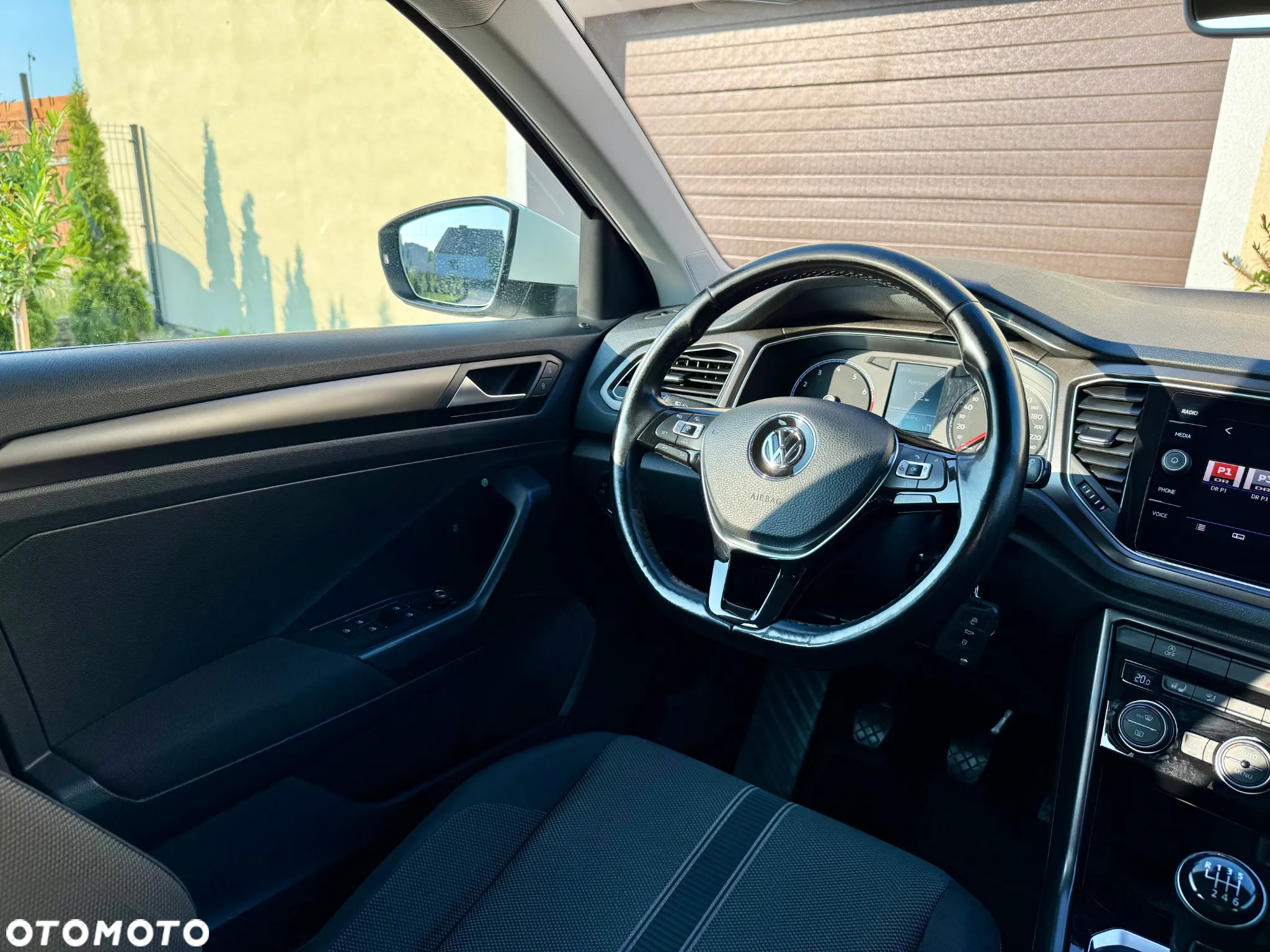 Volkswagen T-Roc 1.5 TSI Life - 30
