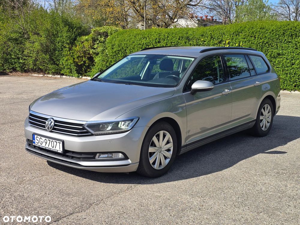 Volkswagen Passat 1.6 TDI BMT Trendline - 1