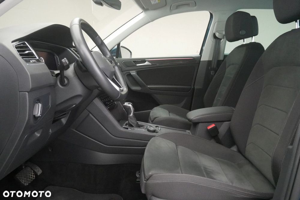 Volkswagen Tiguan 2.0 TDI SCR Elegance DSG - 12