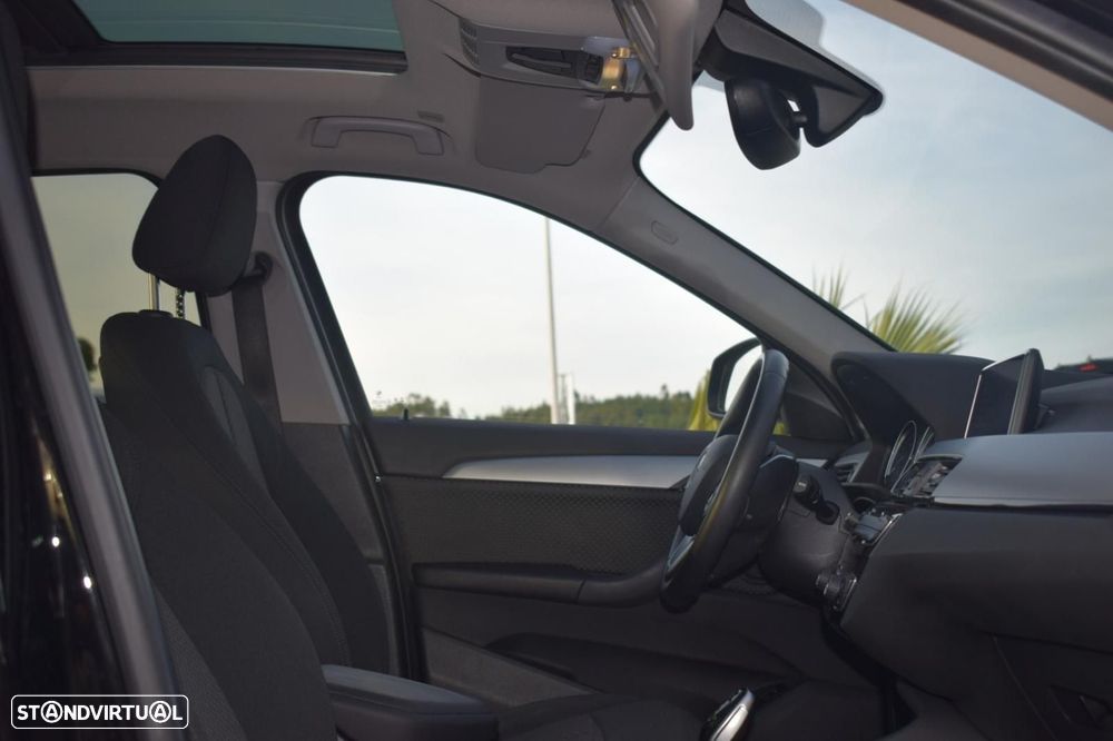 BMW X1 18 d sDrive Auto - 34