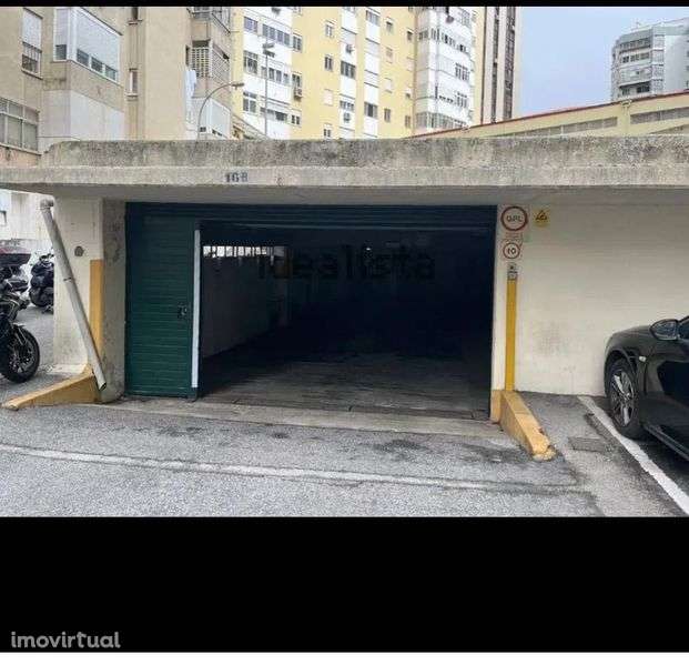 Lugar de garagem para mota Algés, Lisboa - Grande imagem: 4/4