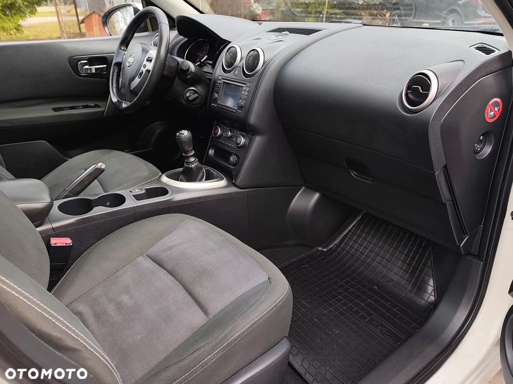 Nissan Qashqai+2 2.0 dCi DPF acenta - 18