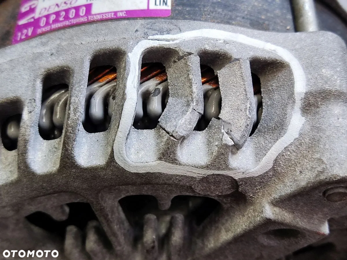 TOYOTA HIGHLANDER 3.5i USA 20-24r Alternator - 6