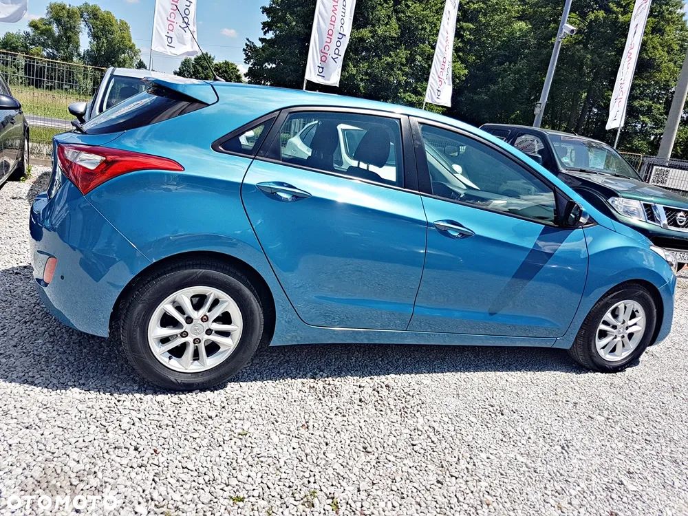 Hyundai i30 i30cw 1.6 CRDi Intro Edition - 6