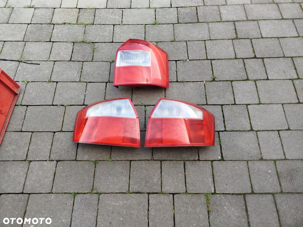 Audi A4 B6 sedan lampa tylna lewa lub prawa - 1