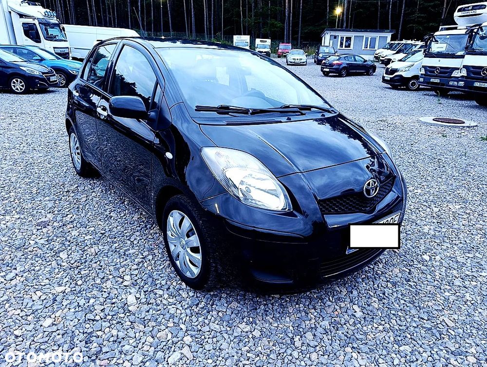 Toyota Yaris 1.33 Premium - 8
