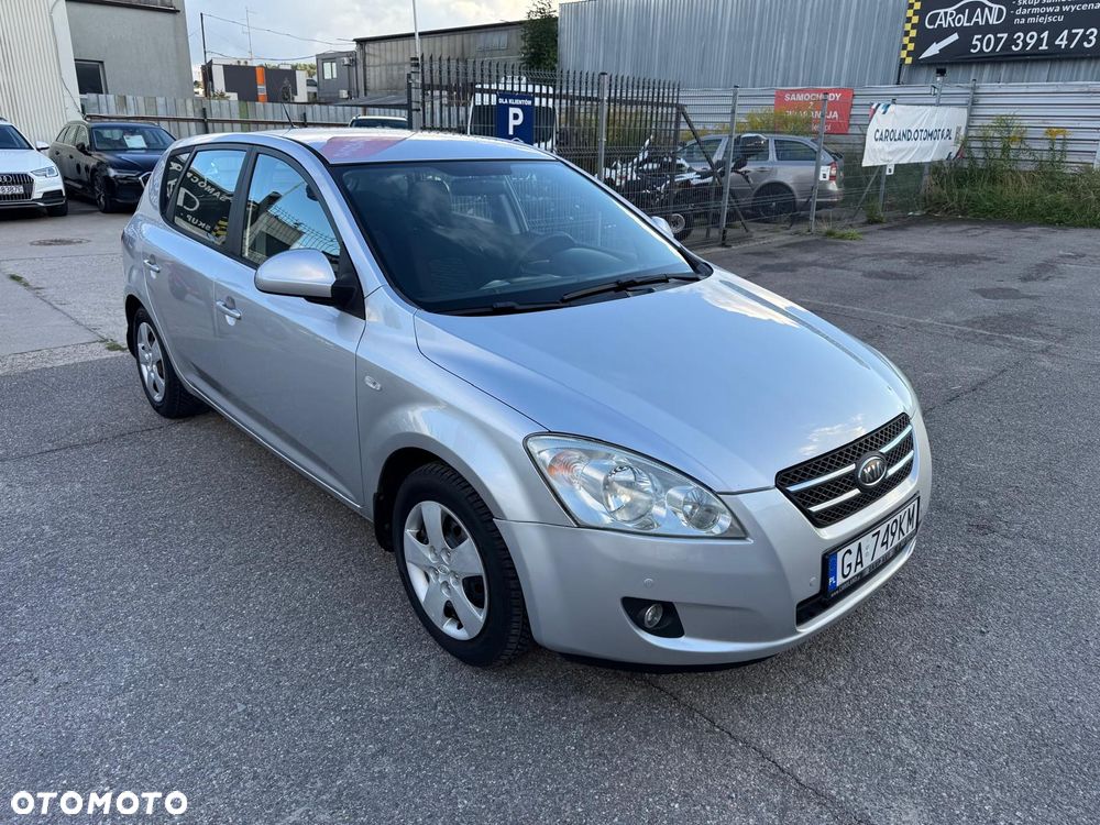 Kia Ceed 1.6 Comfort + - 1