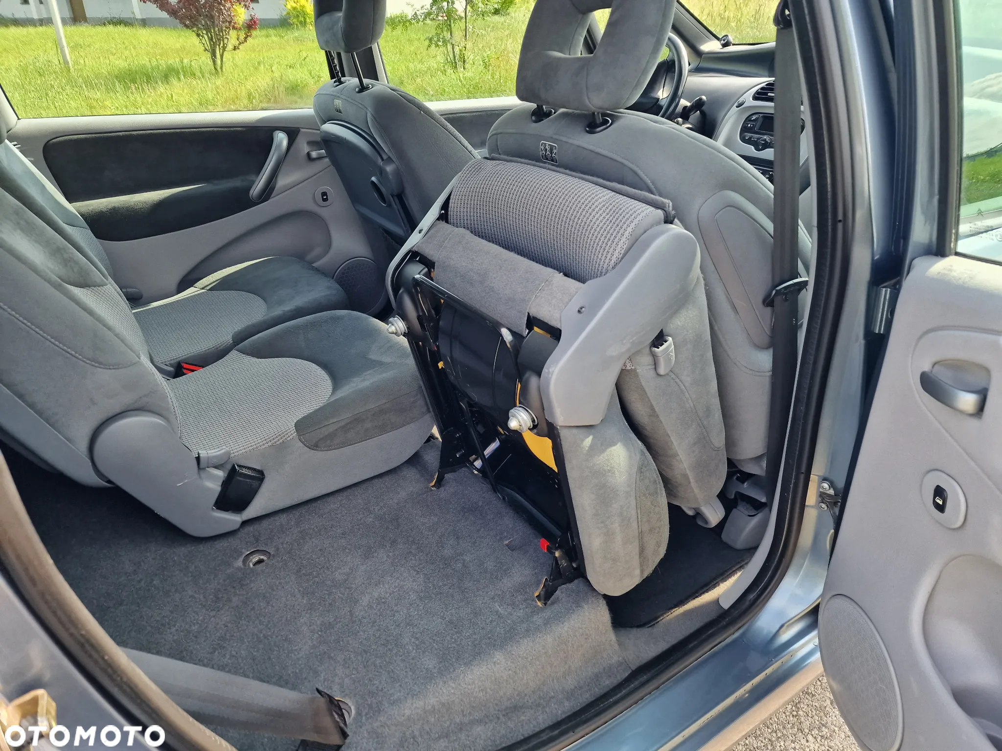 Citroën Xsara Picasso 1.6 HDI Exclusive - 12
