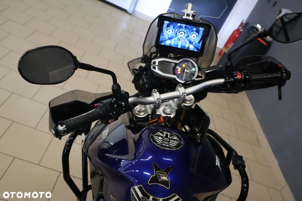 Triumph Tiger - 32