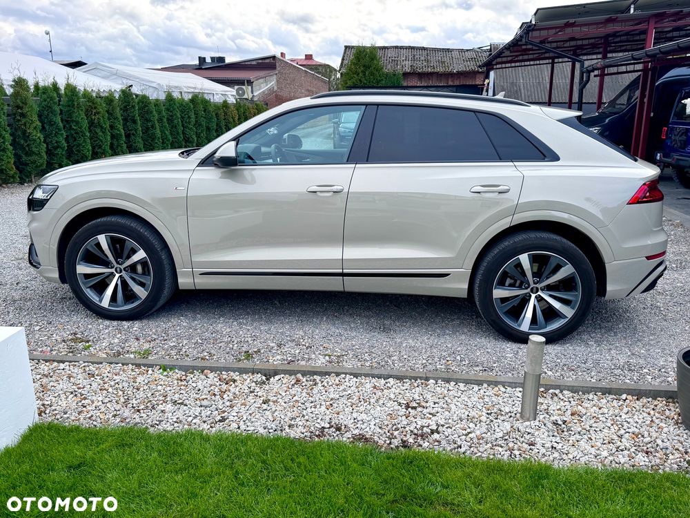 Audi Q8 - 3