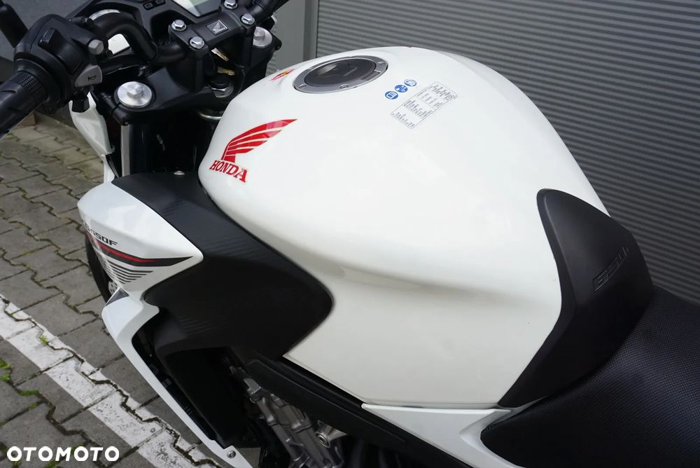 Honda CB - 9